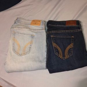 Bundle of 2 Hollister low-rise super skinny jeans